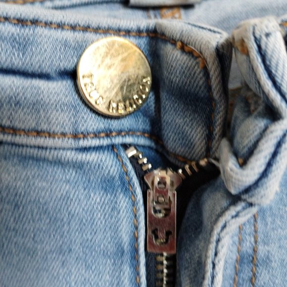 True Religion Jennie Curvy Skinny Shadow Hem Size 25 - Picture 3 of 16